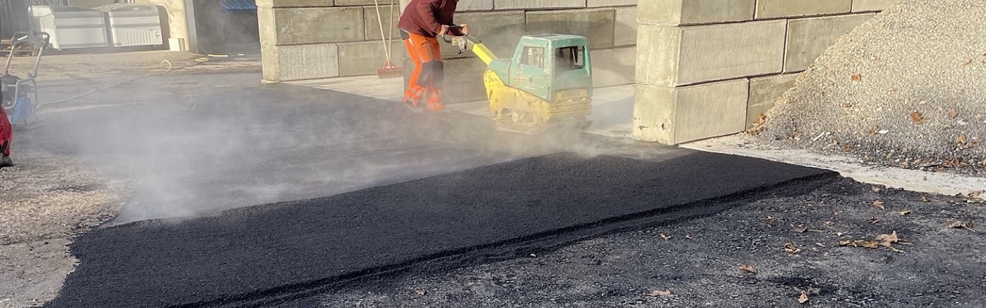 002--herstellung_einer_rampe_aus_asphalt.jpg